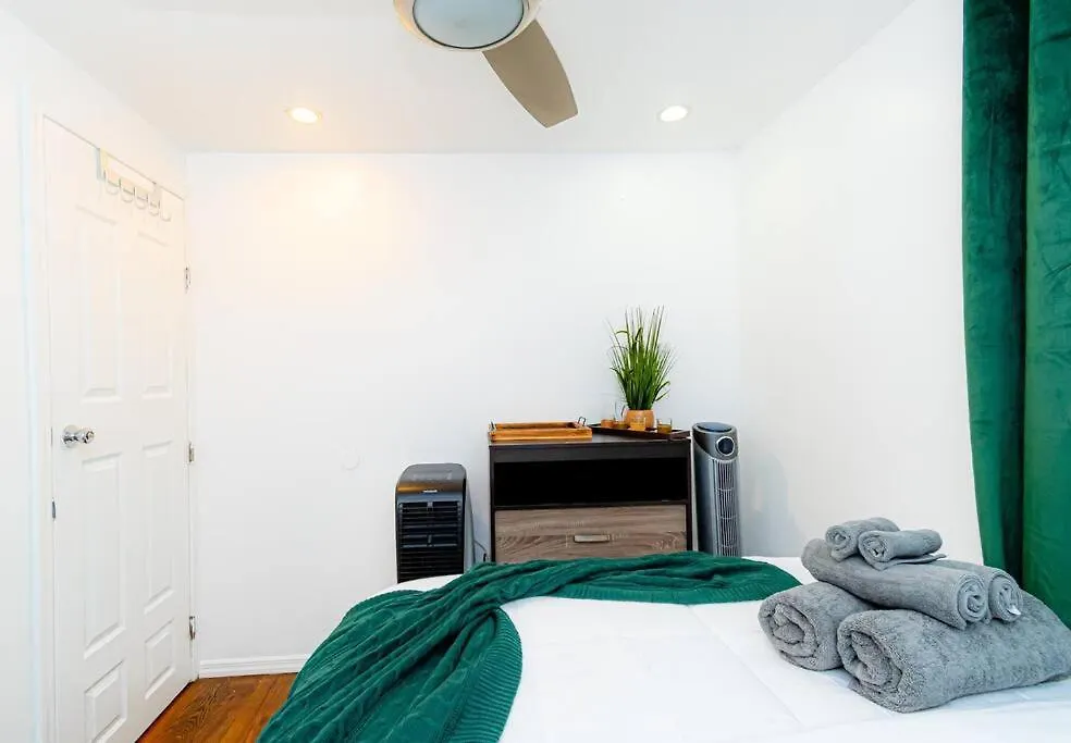Ferienwohnung Luxury Oasis In The Heart Of Brooklyn New York Apartment